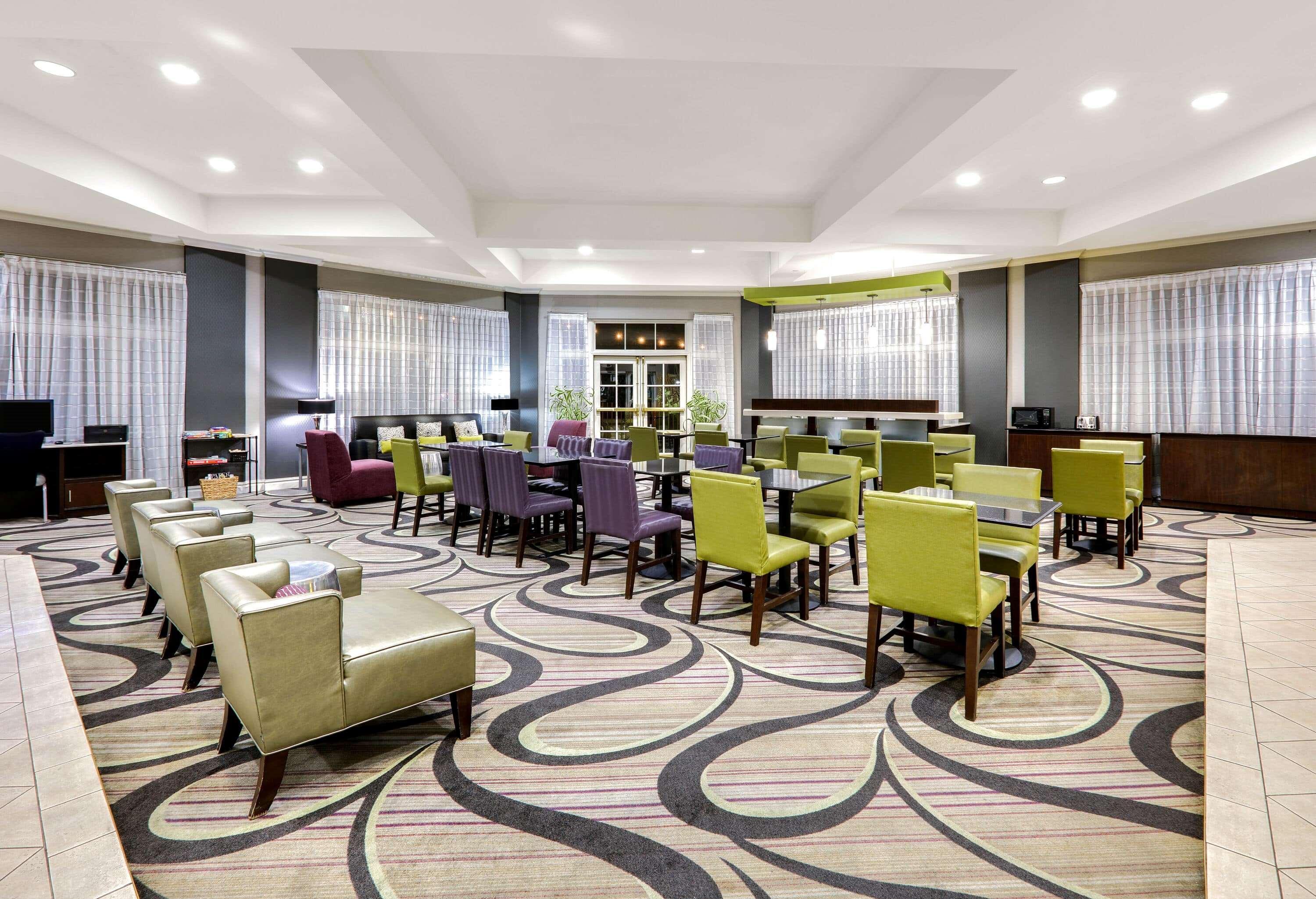 La Quinta By Wyndham Dallas North Central Exterior photo